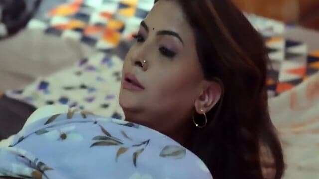 bhabi ki tight chut ki seal todi bhabi ko banai ghodi thumbnail