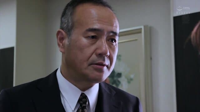 Creampie Sex In The President's Office Filled With Sweat [Decensored] thumbnail